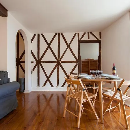 Authentic & Apartamento